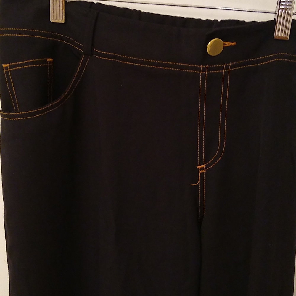 Jeans - Picture 2 of 6
